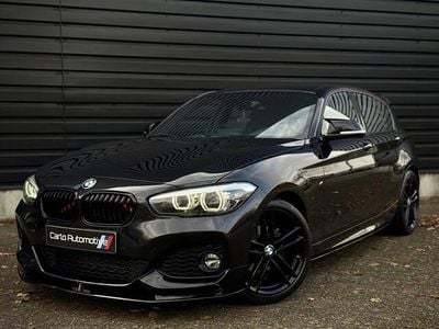 Zwart / black sapphire metallic (475) Gebruikt 2019 BMW 118 M Performance Hatchback | € 16.950 (Eerlijke prijs)