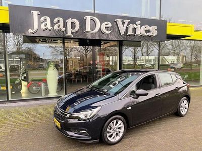 Blauw Occasion 2019 Opel Astra Innovation Hatchback | € 12.750 (Iets duurder)