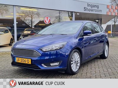 tweedehands Ford Focus 1.0 Titanium 6 Versnellingen - Navigatie - Automat