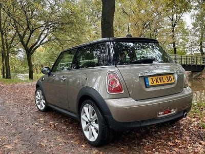 Beige Gebruikt 2013 Mini Cooper Hatchback | € 9.995 (Iets duurder)