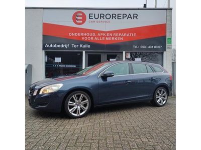 tweedehands Volvo V60 2.0T 200 PK MOMENTUM 2011 Rijklaar! Leder bekleding!