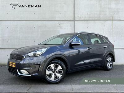 tweedehands Kia Niro 1.6 GDi Hybrid DynamicLine Automaat | Camera | Nav