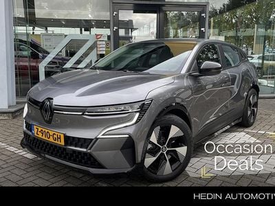 Grijs Gebruikt 2024 Renault Megane E-Tech Evolution Hatchback | € 29.590 (Eerlijke prijs)