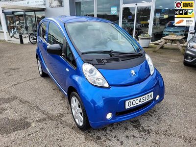 Blauw Gebruikt 2018 Peugeot iON Active Hatchback | € 9.450