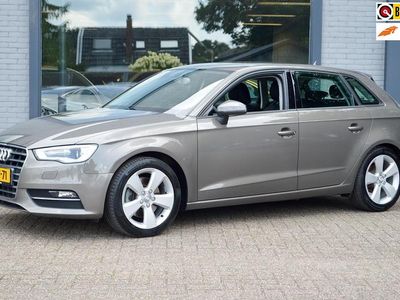 Grijs Occasion 2013 Audi A3 Sportback Ambition Hatchback | € 14.495 (Eerlijke prijs)