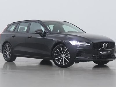 Zwart Nieuw 2025 Volvo V60 Plus Stationwagen | € 44.700 (Goede deal)