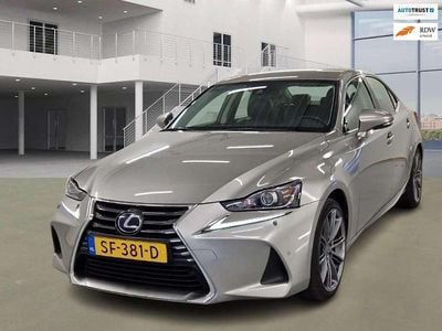 Occasion Lexus IS300h Business Edition 181 PK (133 kW) 2018 Grijs Sedan