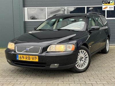 tweedehands Volvo V70 2.4 Momentum Airco+Cruise Control