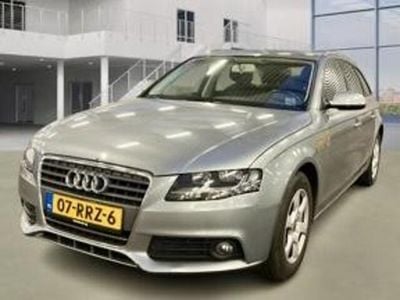 Grijs (metallic) Gebruikt 2011 Audi A4 Proline Stationwagen | € 8.385 (Eerlijke prijs)