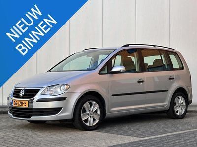 Grijs Gebruikt 2009 VW Touran MPV | € 8.950