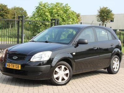 Occasion Kia Rio 97 PK (71 kW) 2007 Zwart Hatchback