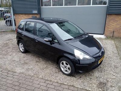 Occasion Honda Jazz LS 83 PK (61 kW) 2006 Zwart Hatchback