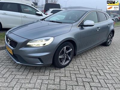 Occasion Volvo V40 Business Edition 150 PK (110 kW) 2018 Grijs (metallic) Hatchback