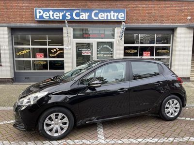Zwart Occasion 2016 Peugeot 208 Active Hatchback | € 6.950 (Eerlijke prijs)