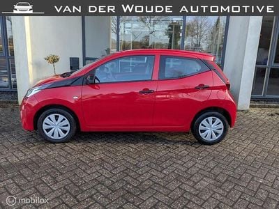 Occasion Toyota Aygo 72 PK (52 kW) 2021 Rood Hatchback