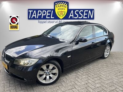 tweedehands BMW 330 3-SERIE i 259PK!! Dynamic Exec./ Pano/ Xenon/ Leder!!