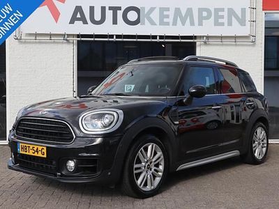 Zwart, metallic lak Gebruikt 2017 Mini Cooper Countryman Salt SUV | € 17.900 (Iets duurder)