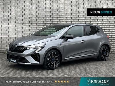 Grijs Occasion 2023 Renault Clio V Esprit Alpine Hatchback | € 22.900 (Eerlijke prijs)