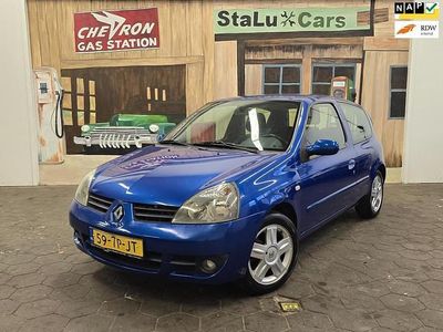Blauw Gebruikt 2006 Renault Clio II Campus Hatchback | € 1.995 (Eerlijke prijs)