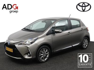 Occasion Toyota Yaris Executive 101 PK (74 kW) 2017 Grijs Hatchback