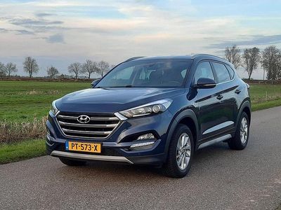 Blauw (metallic) Gebruikt 2017 Hyundai Tucson Comfort SUV | € 11.500 (Eerlijke prijs)