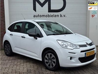 Wit Occasion 2015 Citroën C3 Attraction Hatchback | € 3.945 (Eerlijke prijs)
