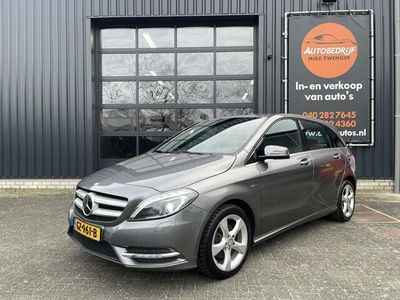 tweedehands Mercedes B180 Sport-Pakket|CAMERA|NAVIGATIE|TREKHAAK|STOELVERWAR