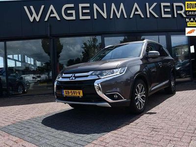 Occasion Mitsubishi Outlander 150 PK (110 kW) 2017 Bruin, metallic lak SUV