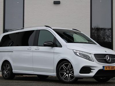 Wit Occasion 2022 Mercedes V220 AMG MPV | € 49.950