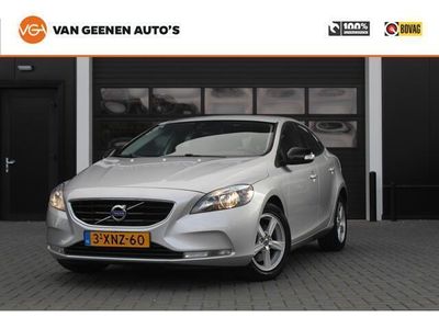 tweedehands Volvo V40 1.6 T4 180PK | Cruise control | Trekhaak | Parkeersensoren