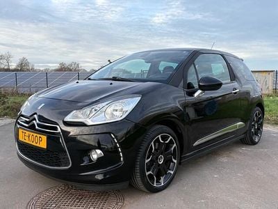 Zwart (metallic) Gebruikt 2013 Citroën DS3 Sport Chic Hatchback | € 4.890 (Goede deal)