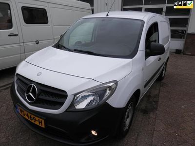 Mercedes Citan 109
