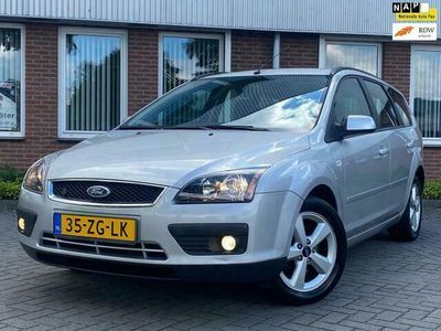 Grijs Occasion 2008 Ford Focus Ambiente Stationwagen | € 5.250 (Duur)