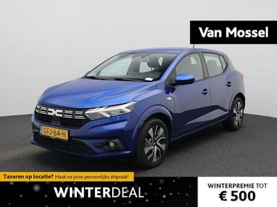 Blauw Occasion 2024 Dacia Sandero Expression Hatchback | € 15.930 (Goede deal)