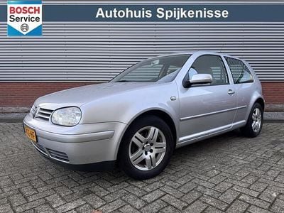 Occasion VW Golf IV Highline 116 PK (85 kW) 2000 Grijs Hatchback