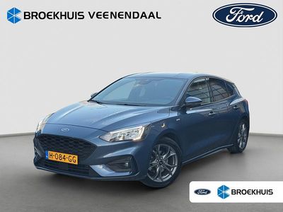 Blauw Occasion 2020 Ford Focus ST-Line Hatchback | € 17.895 (Eerlijke prijs)