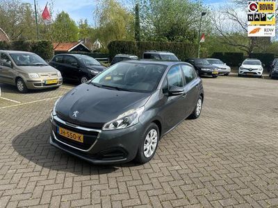 tweedehands Peugeot 208 1.2 PureTech Active navigatie pdc 82.000 km NAP