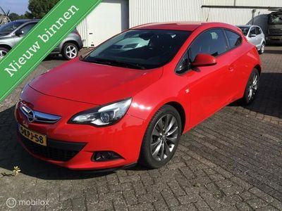 Opel Astra GTC