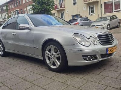 Mercedes E320