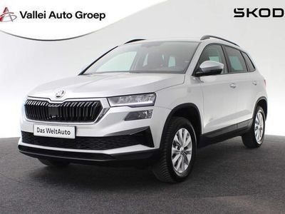 tweedehands Skoda Karoq 1.0 TSI 110PK Business Edition | Camera | LED | Navi | Apple CarPlay / Android Auto | 16 inch