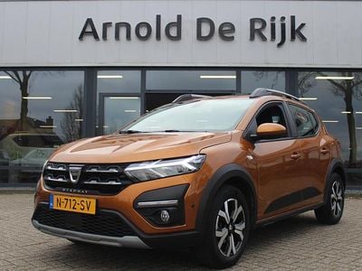 Oranje Gebruikt 2021 Dacia Sandero Comfort Hatchback | € 12.950 (Eerlijke prijs)