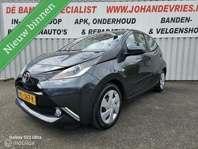 tweedehands Toyota Aygo 1.0 VVT-i x-play I Camera I NAP I Dealer onderh.