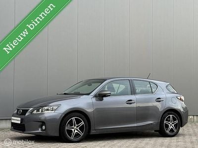 Lexus CT200h