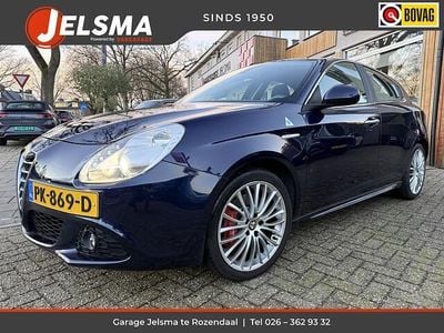 Blauw (metallic) Gebruikt 2011 Alfa Romeo Giulietta Distinctive Hatchback | € 7.500 (Eerlijke prijs)