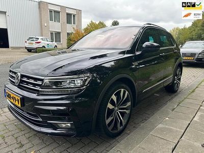 Zwart Occasion 2017 VW Tiguan Highline SUV | € 19.250 (Duur)