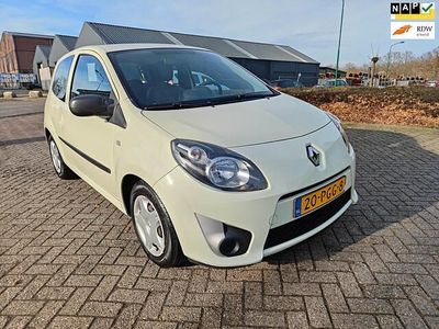 Wit Occasion 2011 Renault Twingo Authentique Hatchback | € 1.999 (Eerlijke prijs)