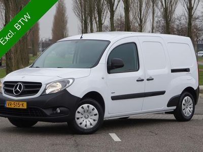 tweedehands Mercedes Citan 109 CDI BlueEFFICIENCY Extra Lang l Trekhaak l Airco l Cruise control l Betimmerd l PTSl Tussenschot l Mistlampen in voorbumper l l Bluetooth audio l Elektrische ramen l Parkeersensoren l