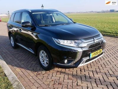 Occasion Mitsubishi Outlander P-HEV 135 PK (99 kW) 2020 Zwart SUV