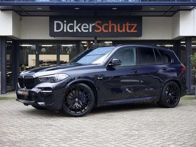 Zwart (metallic) Occasion 2022 BMW X5 M Sport SUV | € 74.950 (Iets duurder)