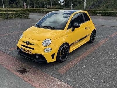 Geel Gebruikt 2017 Fiat 500 Abarth Hatchback | € 20.000 (Duur)